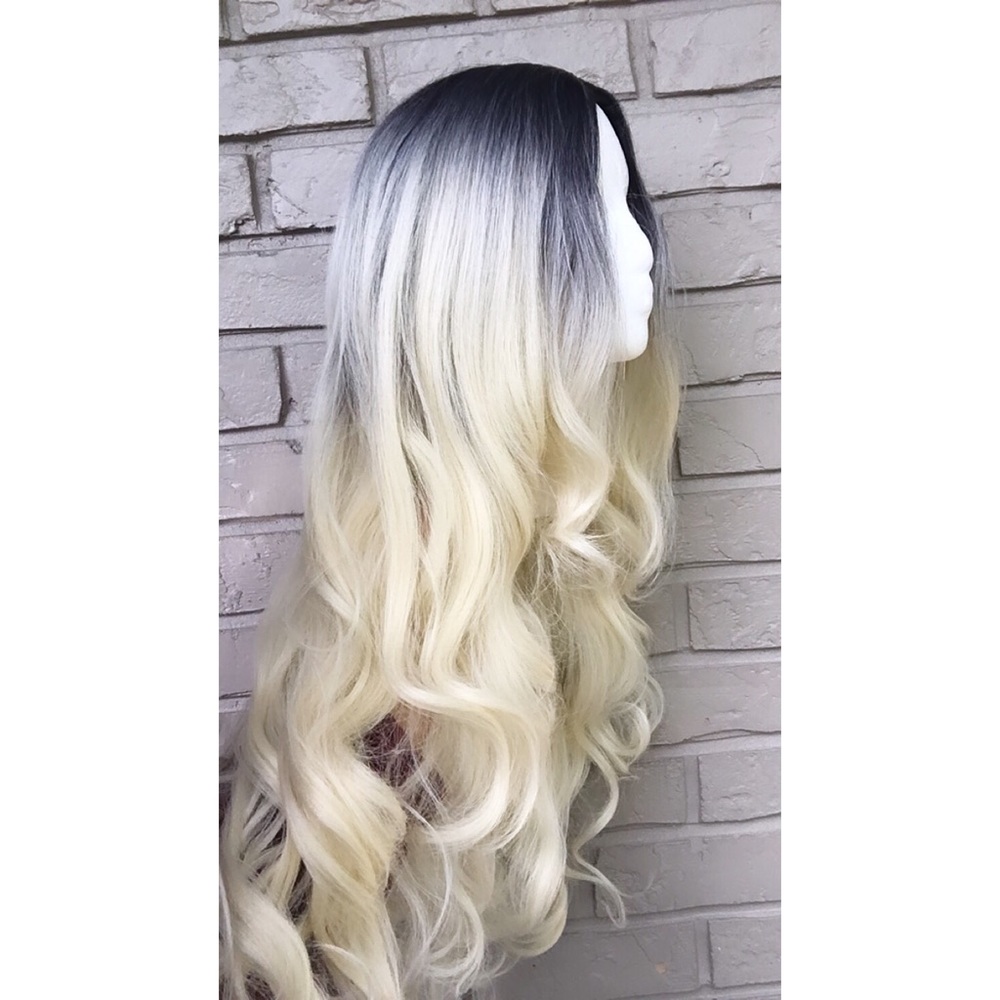 ✨ Blonde Ombré Wig ✨